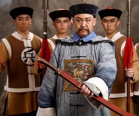 清朝士兵上有兵,勇,丁,卒四字 他们的待遇是什么样的（不看后悔）