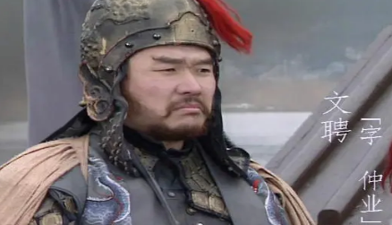 曹操在大帐里召见荆州降将，文聘为什么姗姗来迟？（一看就会）