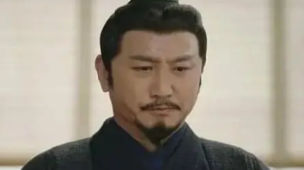 蒋琬为什么会在诸葛亮病逝后被任命为蜀汉丞相？（不要告诉别人）