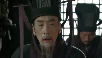 究竟是什么原因令手握大权的司徒王允沦为一个“出局者”？（深度揭秘）