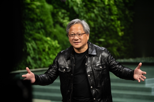 NVIDIA AI芯片将每年一更新 黄仁勋：时间的价值不可估量