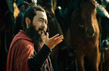 曹操始终没有称帝，为何曹丕在他死后便急于称帝？（快来看）