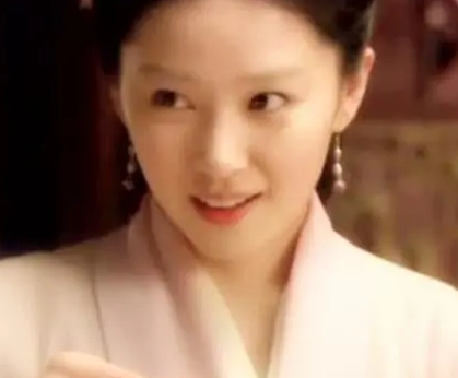 古代丫鬟会跟着自家小姐陪嫁 她们的命运又是什么样的（学会了吗）