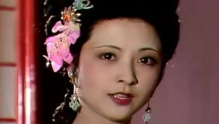 曹雪芹一个"赚"字，为何成了尤二姐一生中最大讽刺？（干货满满）