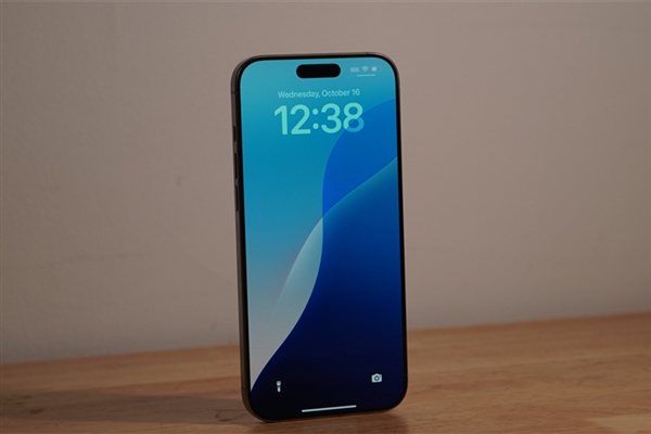 iPhone 17系列迎六年来首次设计大换代:回归铝合金背板