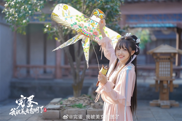 《完蛋!我被美女包围了!2》官方晒图:人气角色郑梓妍、夏天回归