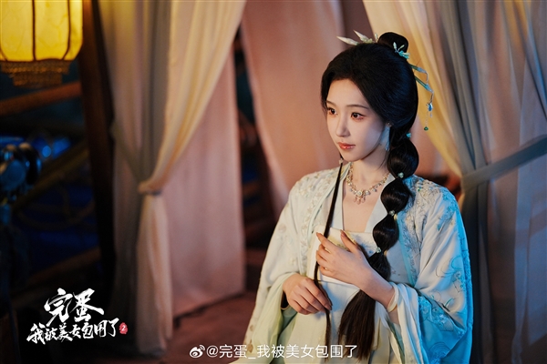 《完蛋!我被美女包围了!2》官方晒图:人气角色郑梓妍、夏天回归