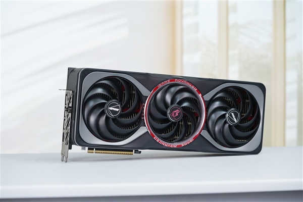 国行特供游戏利器!七彩虹iGame RTX 5090D Advanced 32GB显卡图赏