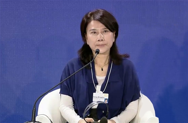 董明珠回应如何看待企业家成为网红:格力是用自己的产品实实在在实现