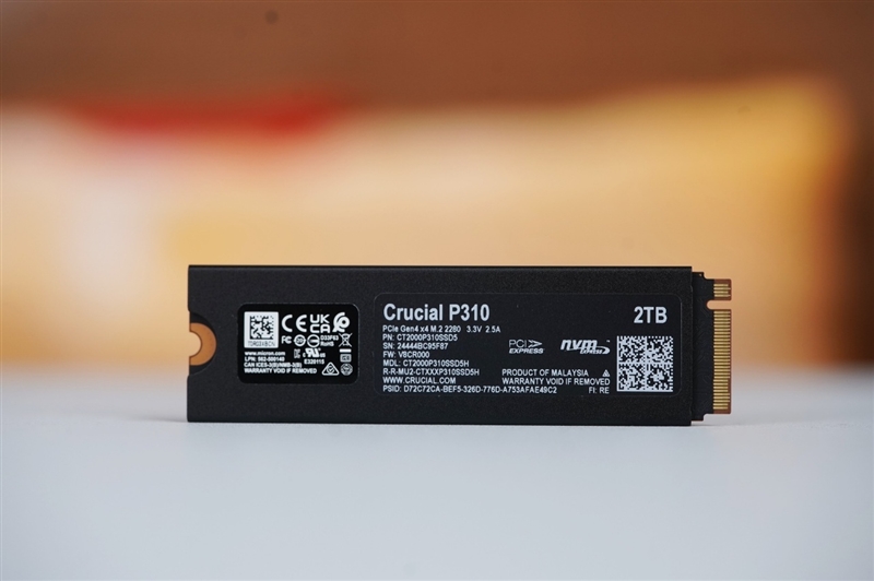 英睿达P310 SSD 2TB评测：满速PCIe 4.0还自带散热片 PS5扩容好选择