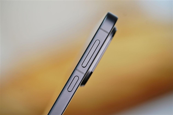 6.31英寸完美小直屏!vivo S30 Pro mini图赏