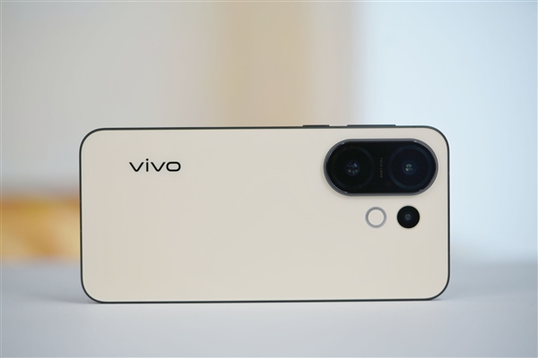 6.31英寸完美小直屏!vivo S30 Pro mini图赏