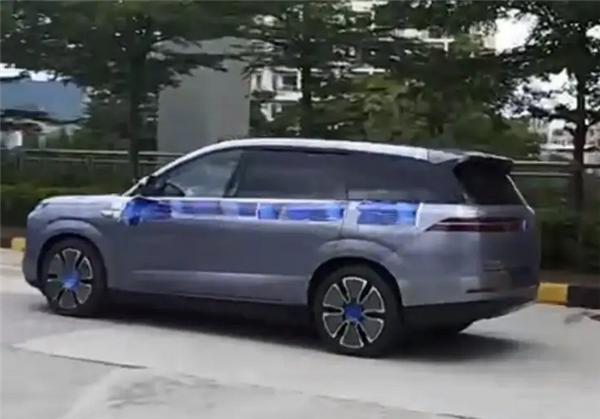 多少钱你会买!腾势N8L路试谍照曝光:车长5米2 定位大型SUV