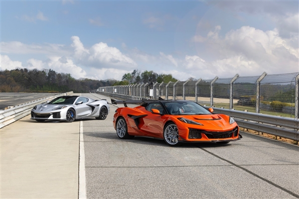 史上最强!科尔维特ZR1X超跑发布:V8+电机 零百加速2秒内